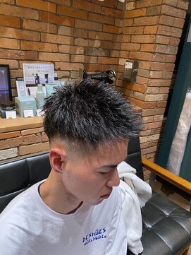 フォーコーナーズ(Four Corners) フェザーアップ