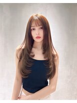 ロムーク 表参道(LOMKH)&nbsp;エクステで叶う小顔レイヤー×くすみベージュ