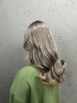 プライズ アイリス 池袋東口店(prize Iris) グレージュ/ケアブリーチ/ハイトーン/池袋/池袋東口