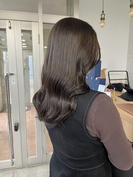 ヒトノワ(Hito.nowa) 赤みを抑えたオリーブ【荒川】