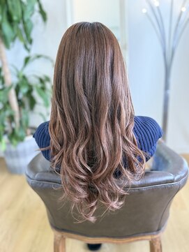 ジェニー バイ ジェイヴイシー(genie byJVC) ショートボブスタイルからロングスタイルへ♪