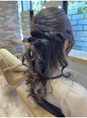 動きのあるハーフアップ！
