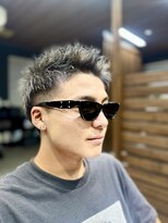 クリア(CLEAR) 【束感ショート】グレージュカラー