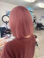 ウル(ulu)&nbsp;ピンクベージュ　ハイトーン　ケアブリーチ　ベージュ　ピンク