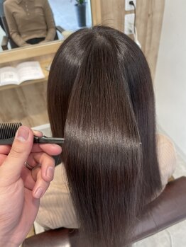 美容室Homieは“髪質改善”を専門に髪のお悩みを解決♪丁寧なカウンセリングでお客様の美髪を導きます―。