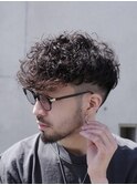 渋谷スペインカールメンズパーマフリンジカットフェードカット