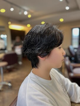 トゥファインラックス(toofineLuxe) パーマショートヘアスタイル