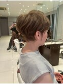 earthショートレイヤーボブミルクティー丸みショートボブ