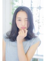 ネオリーブアイム 横浜西口店(Neolive aim)&nbsp;ラフな質感のセンターパートパーマ2