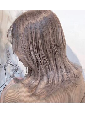 アニータバイガネイシャ(Aujua anita by ganesha) #とろみミルクティーラテ#髪質改善#長浜#ブリーチ#ダブルカラー