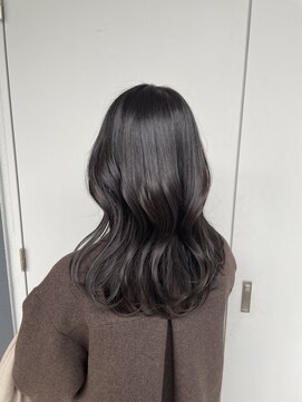 アリーズ(ALLYS) 透明感抜群のオリーブアッシュ◎