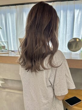 イット(it.) kana バレイヤージュ ミルクティーベージュ