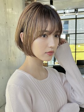 ザシー オモテサンドウ(The C) 20代30代40代ナチュラル大人可愛いレイヤースタイル