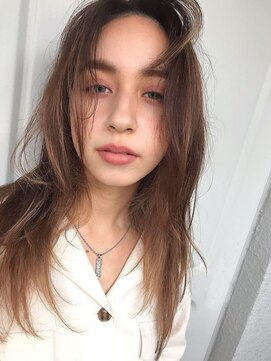 ヴァージ(Verge) レイヤーカット/ウェーブパーマ/前髪/こなれミディ[代官山駅]