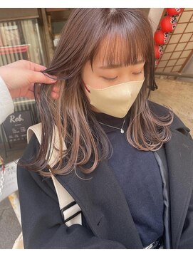 レブ 三条河原町(Reb,) インナーカラーミルクティーベージュレイヤーカット波巻き