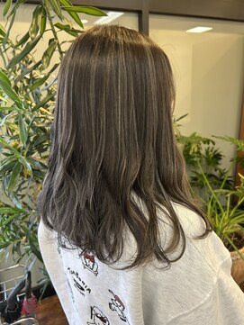 ネバーランド 平成店(NEVER LAND) グレージュハイライトカラー