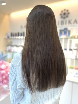 ヒビカ(HIBIKA) ブリーチなしベース育てていくカラー
