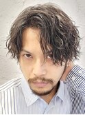 波巻きスパイラルパーマ原宿カット短髪ウルフヘアマッシュメンズ