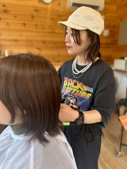 ログヘアー(loghair)の写真/〈似合う〉×〈なりたい〉をご提案◎リラックスできる空間で、あなただけの美しさを引き出します。