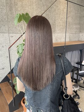 マザー(MOTHER) ワンブリーチで作る透明感寒色ベージュ