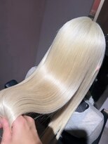 ダズリングディア(Dazzling Deer)&nbsp;ブロンド/抜きっぱなしブロンド/ホワイトブロンド/髪質改善