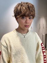 トリッカ シブヤ(TRICCA SHIBUYA)&nbsp;メンズパーマカラーカットニュアンスフェザーシャドウパーマ渋谷