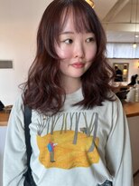 アクシュ(aqush) 派手すぎないボルドーカラー