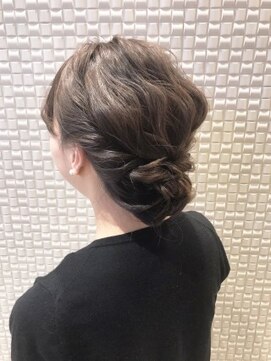 オリーブスバイネオリーブ(Olive's by neolive) 【新宿　Neolive】ニュアンスパーティアレンジ