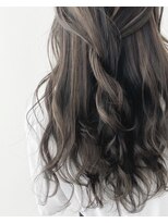 アライブ キチジョウジ(ALIVE Kichijoji)&nbsp;夏のイメチェンコントラストハイライトフォギーベージュ