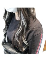 アース コアフュールボーテ ふじみ野店(EARTH coiffure beaute)&nbsp;シルバーグレーイヤリングカラー (シールエクステ60本)