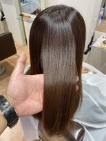 ペリドットエフ(peridot f) 上品 艶カラー ストレート ロング 30代 40代 50代 60代