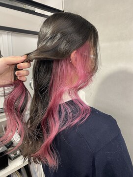 アドラ(ADLLA) インナーカラー × チェリーピンク