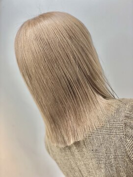 エイト 北千住店(EIGHT) 切りっぱなしボブ×スモーキーベージュ