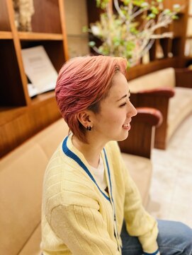 ザトコヤバー 松坂屋名古屋栄店(THE TOKOYA Bar by REIELEGANCE ) バーバー女子ユニセックスアップバングセンターパート