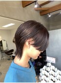 センターパートウルフ