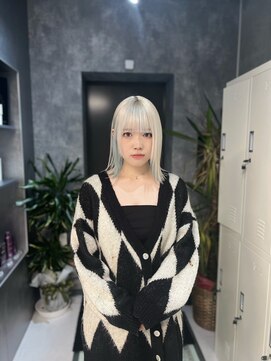 ニューワン バイ ネイバー 立川(Newone by neighbor) レイヤーカットナチュラルハイトーンデザインカラー[立川駅]