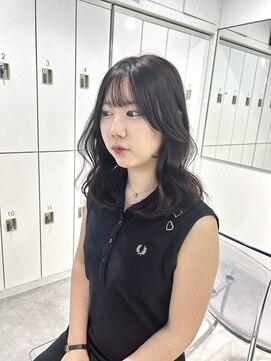 ユーフォリア 渋谷グランデ(Euphoria SHIBUYA GRANDE) レイヤーカット ウェーブヘア ラベンダーカラー