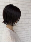 20代30代切りっぱなし外はねボブ前下がりダークグレー