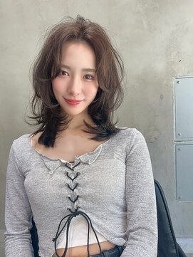 メーヴェ(Mowen) mowen 南堀江　レイヤーカット