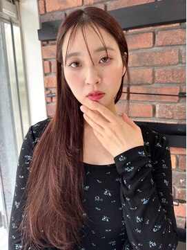 ケーツー心斎橋 クイーンズガーデン バイ ケーツー(K two QUEEN'S GARDEN by K two) レイヤーカット*ロング*シースルーバング*髪質改善*レッドカラー