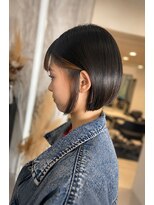 アインズ(I'ns) 切りっぱなしボブ/インナーカラー/フェイスフレーミング