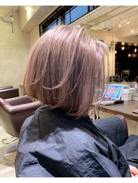 サロンドミルク 溝の口店(salon de MiLK) 視線を集めるミルクティーボブ