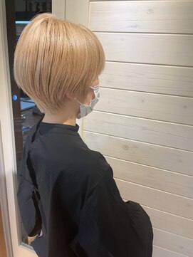 オーシャン(Ocean) ［OCEAN　Hair&Life]シースルーバング/ミニボブ/ミントアッシュ