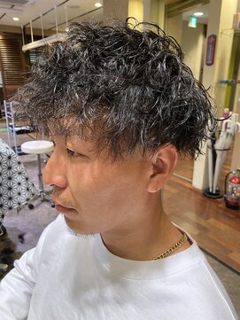 リットジェンツ 千葉(Lit Gents) ハードツイスト×ツーブロックスキンフェード【YUSUKE】