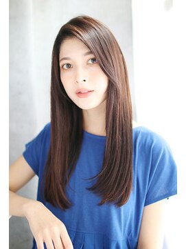 シャンティ 目白(SHANTi) ロング_かきあげバングのナチュラルストレート