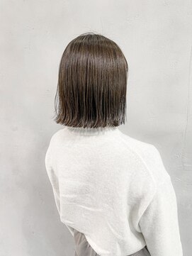 ハルキ ミナト ジャパン オオサカ(HARUKI MINATO japan OSAKA) 外ハネボブ 20代30代40代ヘア 小顔 大阪ボブ 梅田