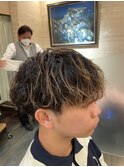 波巻きスパイラルパーマメンズ