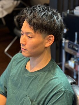 レオザバーバー(LEO the Barber) メンズショート　ツーブロック　黒髪　スタイリング簡単　爽やか