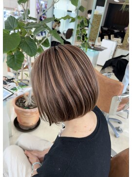 フォルテ 榛原パームス店 白髪ぼかしハイライト