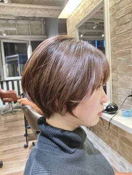 クロワ(croix) マッシュショートボブ×マロンベージュ×天使の羽バング